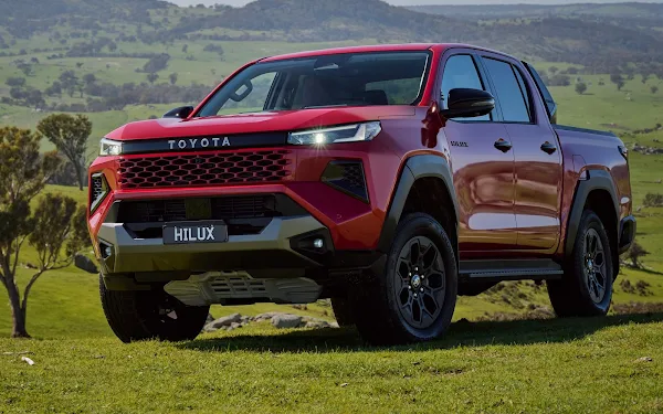 Nova geração da Toyota Hilux chega com opções híbrida, elétrica e a hidrogênio