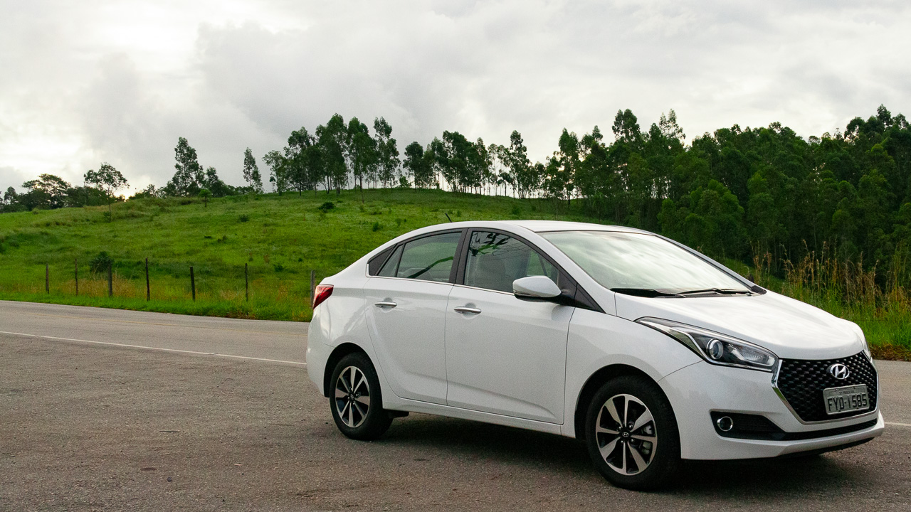 5 carros para comprar com R$ 10 mil de entrada e parcelas de R$ 1.000