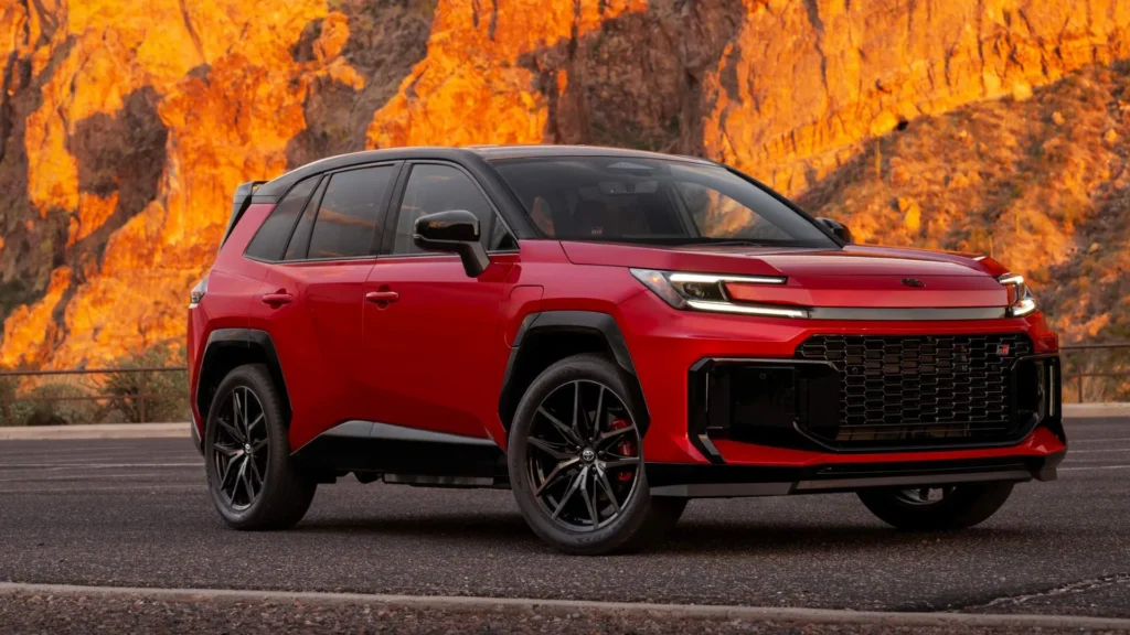 Toyota confirma novo RAV4 no Brasil